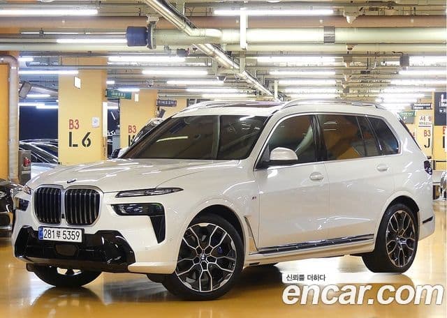 BMW X7 2025 — Şəkil 10/20