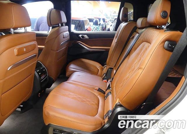 BMW X7 2025 — Şəkil 16/20