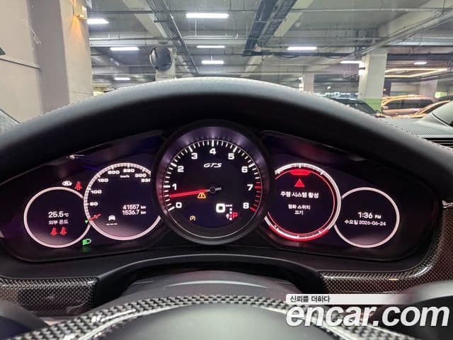 Porsche Panamera 2022 — фото 12 из 20