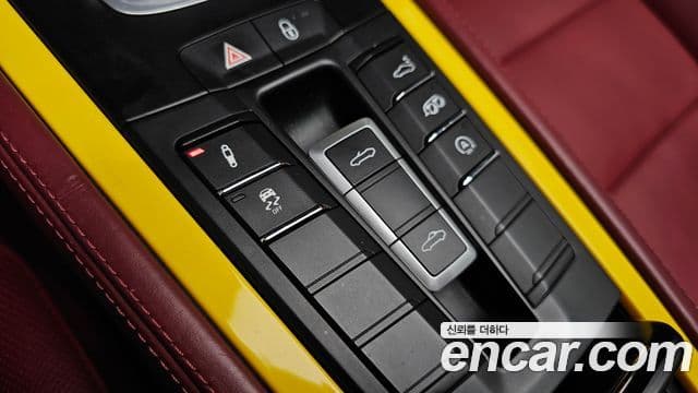 Porsche 718 Boxster 2019 — Фото 16/20
