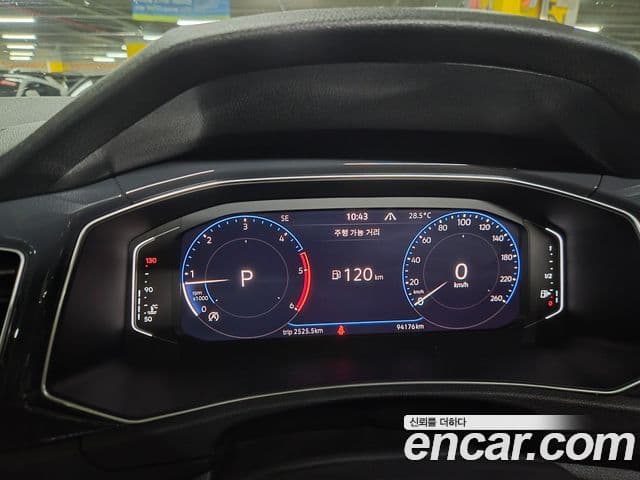 Volkswagen T-Roc 2021 — ფოტო 7/20