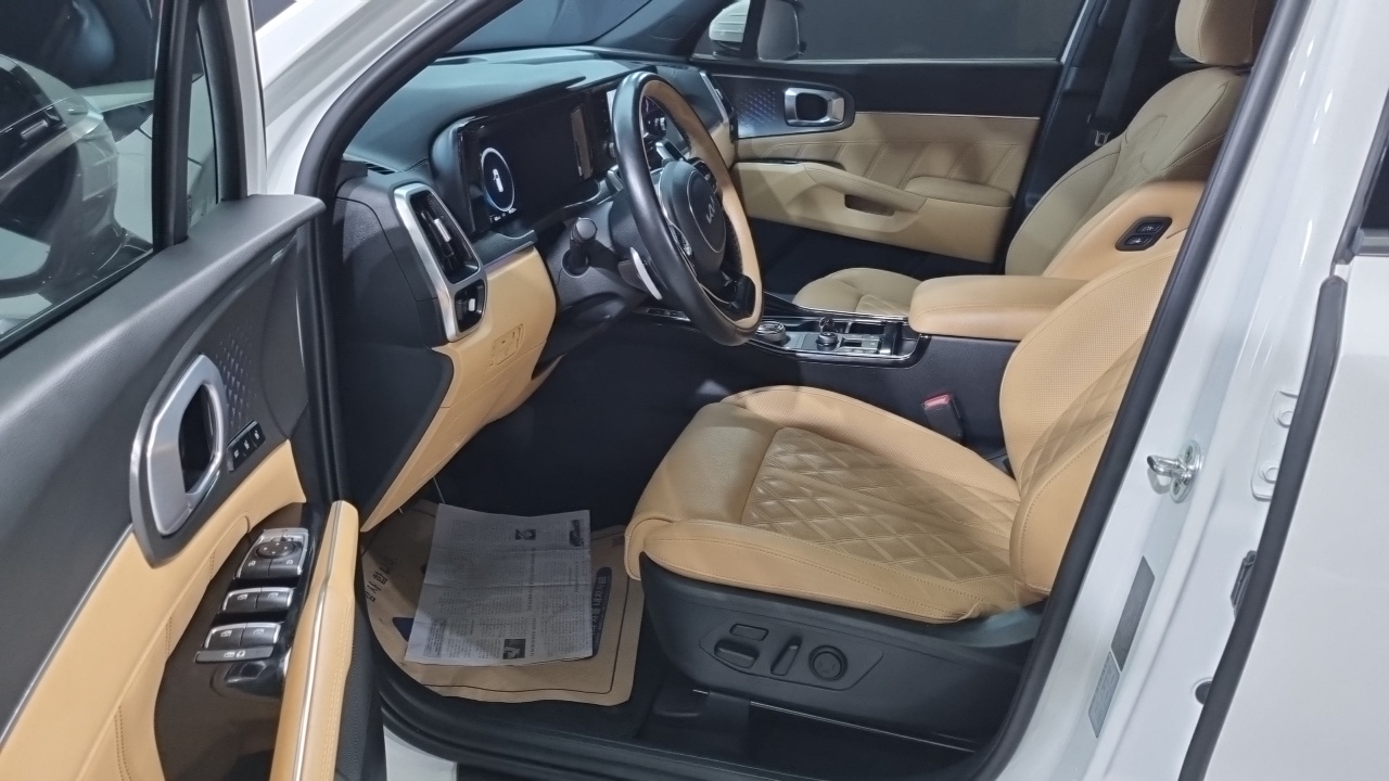 Kia Sorento 2022 — фото 8 из 18
