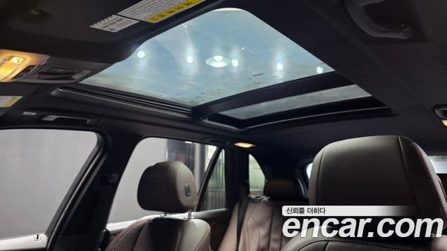 BMW X5 2018 — ფოტო 18/20