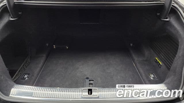 Audi A8 2019 — Şəkil 20/20