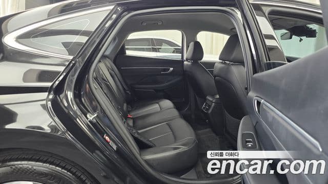 Hyundai Sonata 2021 — ფოტო 12/20