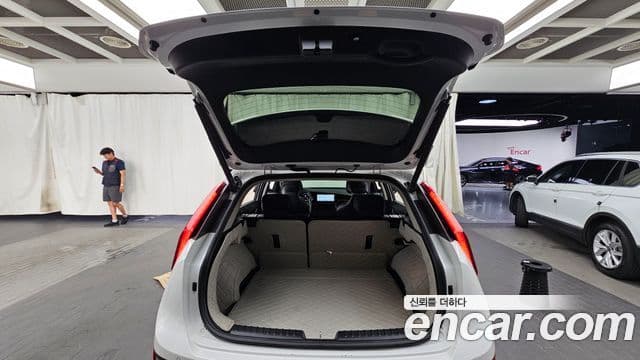 Kia Niro 2024 — фото 20 из 20