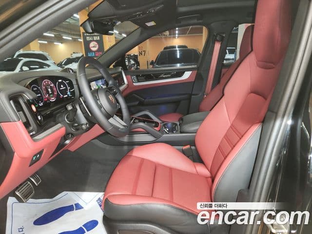 Porsche Cayenne 2025 — Şəkil 11/20