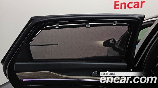 Kia K5 2023 — ფოტო 18/20
