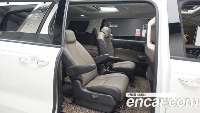 Kia Carnival 2026 — ფოტო 33/34