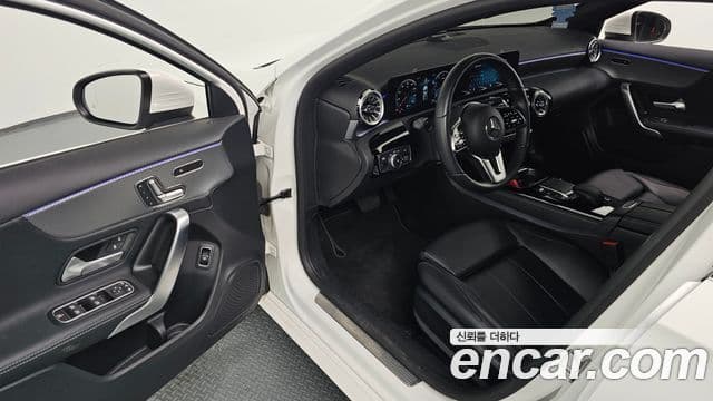 Mercedes-Benz A-Class 2021 — фото 10 из 20