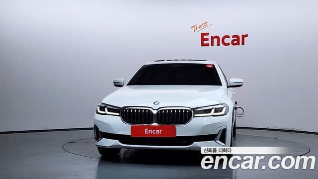 BMW 5 Series 2021 — ფოტო 3/20