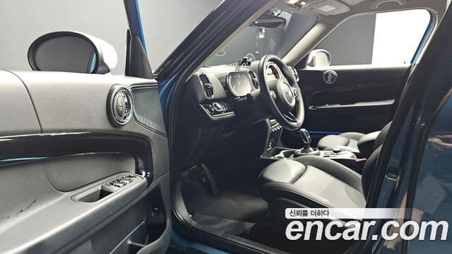 Mini Cooper Countryman 2021 — Şəkil 10/20