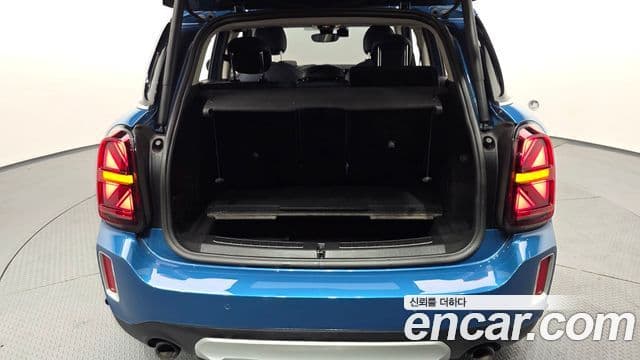 Mini Cooper S Countryman 2023 — фото 20 из 20