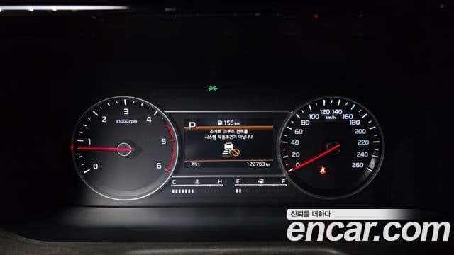 Kia Sorento 2023 — ფოტო 8/20