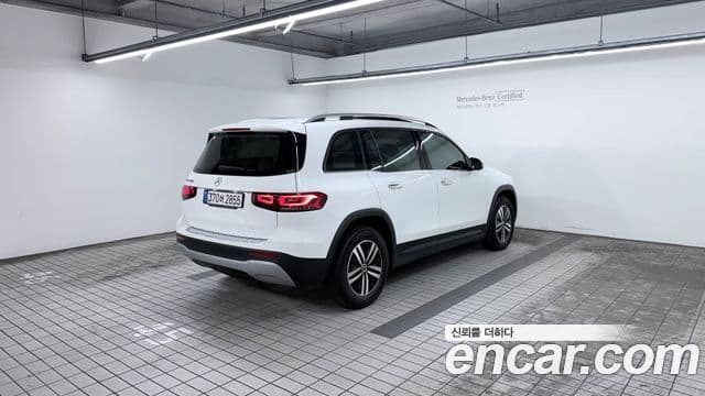 Mercedes-Benz GLB-Class 2021 — ფოტო 1/20