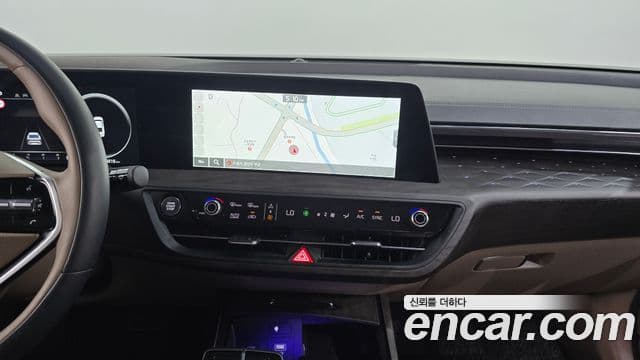Kia K8 2024 — Şəkil 13/20