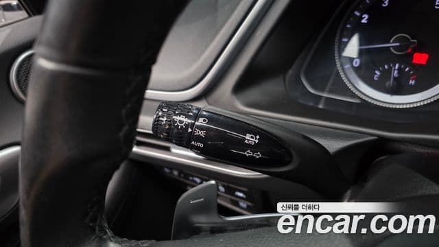Hyundai Sonata 2022 — ფოტო 19/20