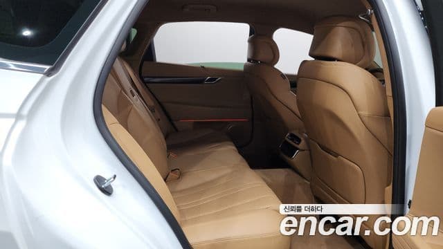Genesis Electrified G80 2024 — фото 12 из 20