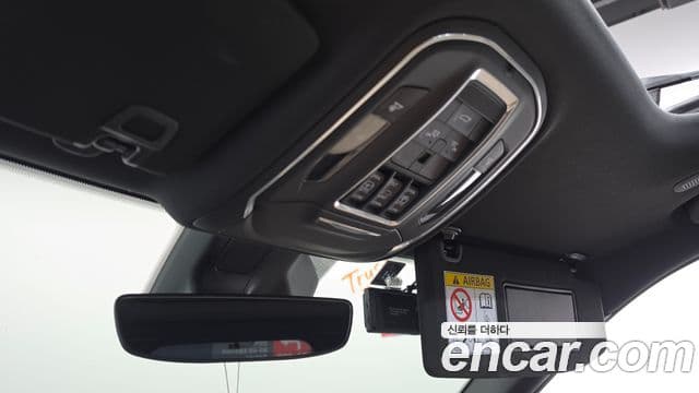 Jeep Grand Cherokee 2023 — фото 20 из 20