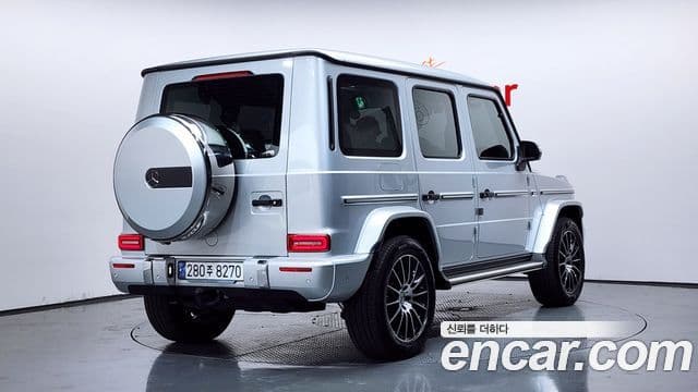 Mercedes-Benz G-Class 2024 — Şəkil 20/33