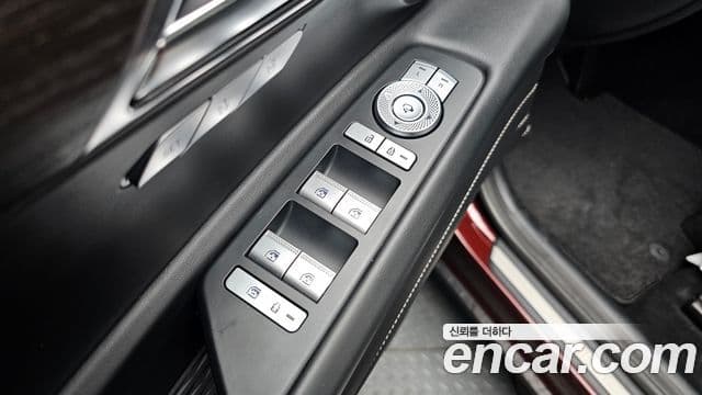 Genesis GV80 2021 — Photo 26/37