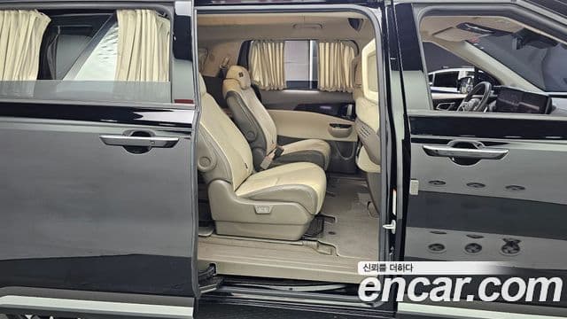 Kia Carnival 2021 — Şəkil 12/20