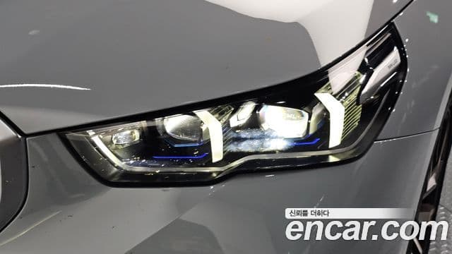BMW 5 Series 2025 — Photo 17/33