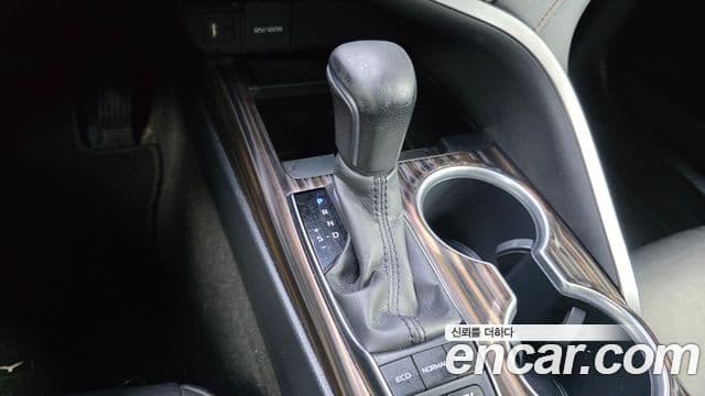 Toyota Camry 2019 — Şəkil 20/20