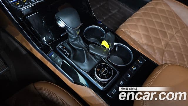 Kia Mohave The Master 2022 — фото 9 из 20