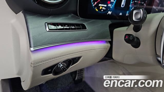 Mercedes-Benz AMG GT 2019 — ფოტო 16/20