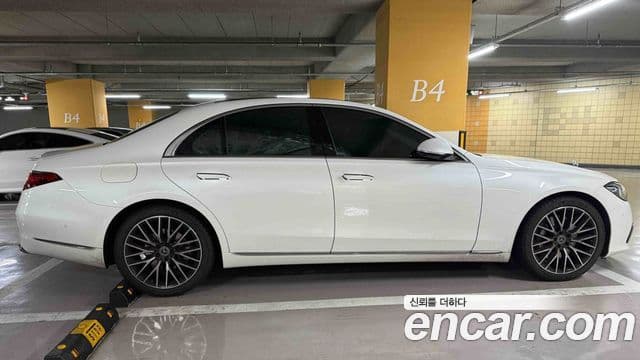Mercedes-Benz S-Class 2021 — Фото 4/10