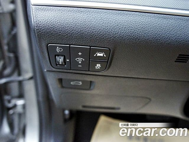 Kia K5 2022 — фото 15 из 20