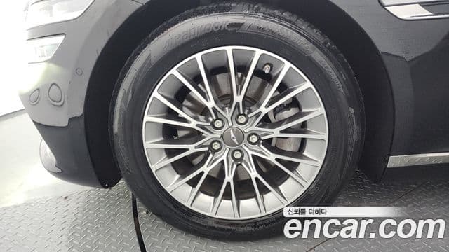 Genesis Electrified G80 2021 — фото 5 из 20