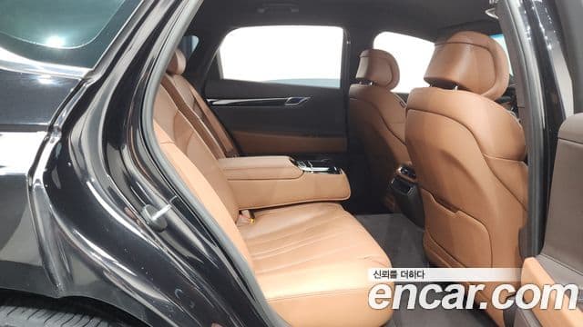 Genesis Electrified G80 2021 — фото 11 из 20