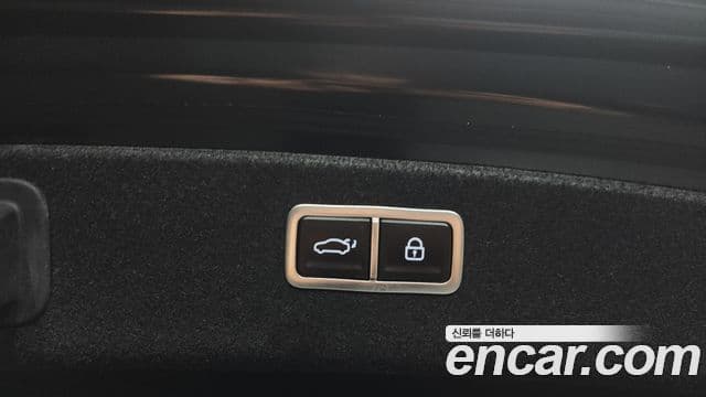 Genesis Electrified G80 2021 — фото 18 из 20