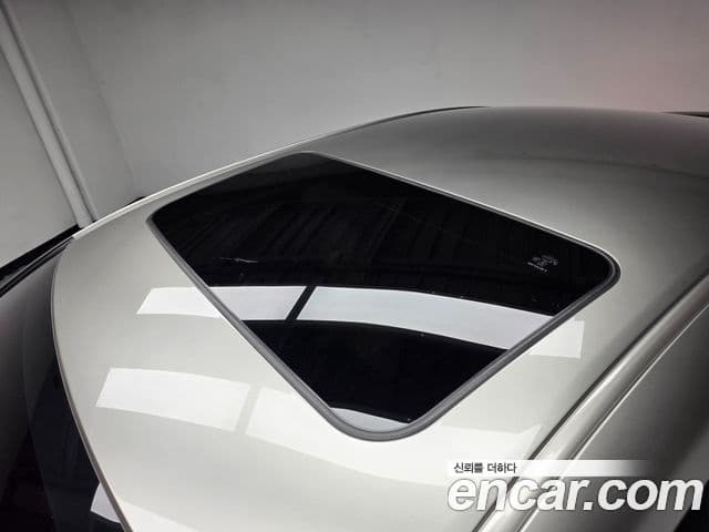 Lexus ES300h 2019 — ფოტო 16/20