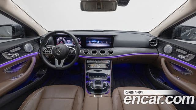 Mercedes-Benz E-Class 2020 — Фото 6/20