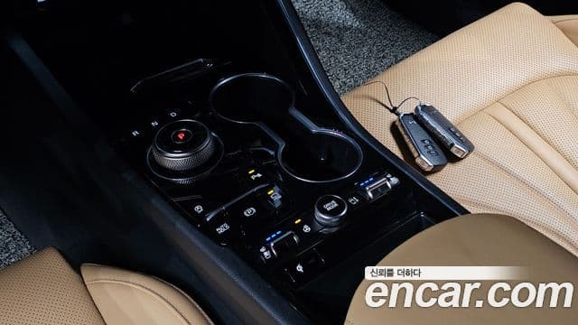 Kia K5 2021 — ფოტო 9/20