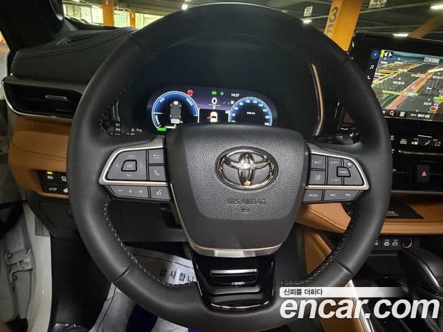 Toyota Highlander 2025 — фото 8 из 20
