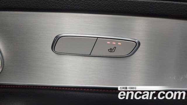 Mercedes-Benz GLC-Class 2018 — Şəkil 19/20