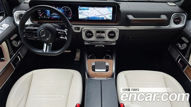 Mercedes-Benz G-Class 2024 — Photo 33/33