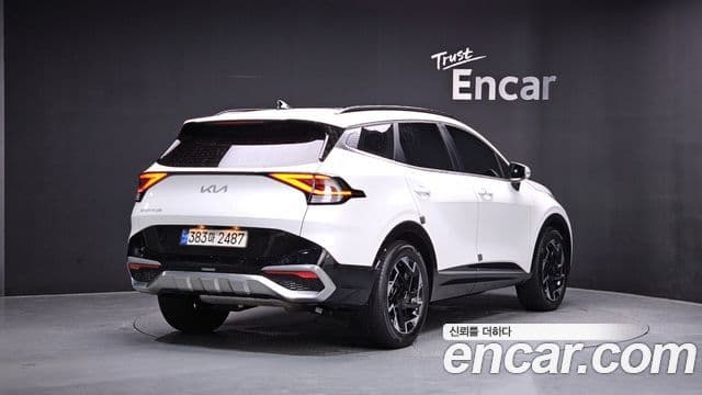 Kia Sportage 2021 — фото 2 из 20