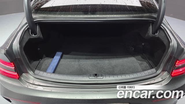 Genesis Electrified G80 2021 — фото 18 из 20