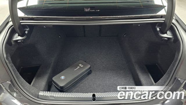 BMW 5 Series 2025 — ფოტო 19/20
