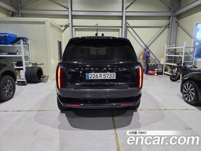 Land Rover Range Rover 2024 — фото 3 из 20