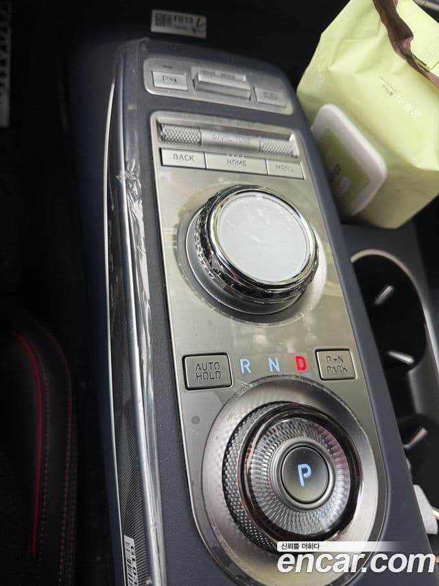 Genesis GV70 2023 — фото 10 из 14