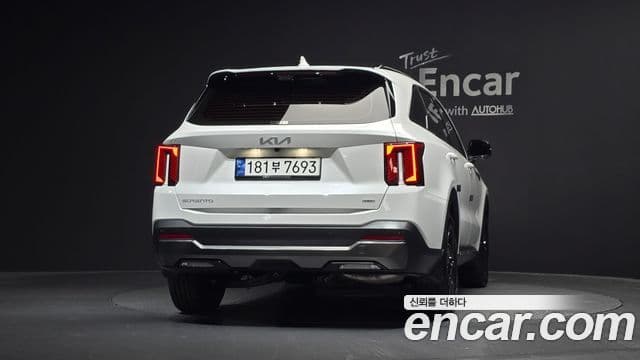 Kia Sorento 2024 — Фото 4/20