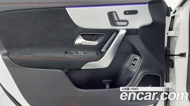 Mercedes-Benz CLA-Class 2025 — Şəkil 15/18