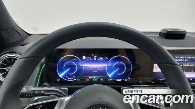 Mercedes-Benz EQB 2025 — ფოტო 7/18