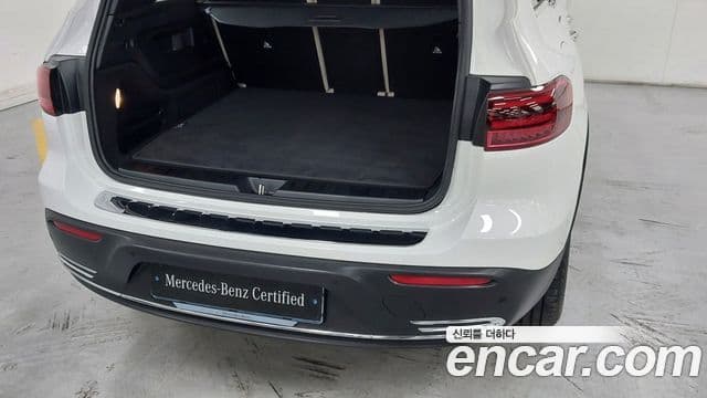 Mercedes-Benz EQB 2025 — ფოტო 2/18